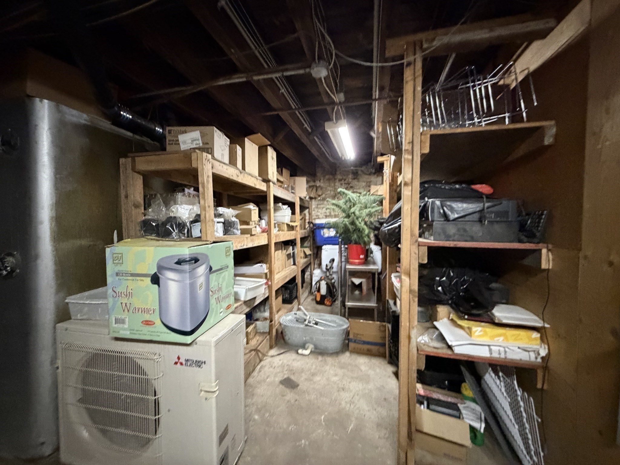 139 Green St Property Photo 16