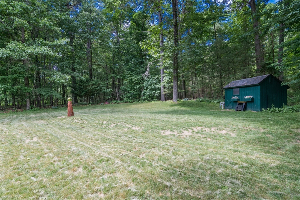 669 Westhampton Rd Property Photo 39