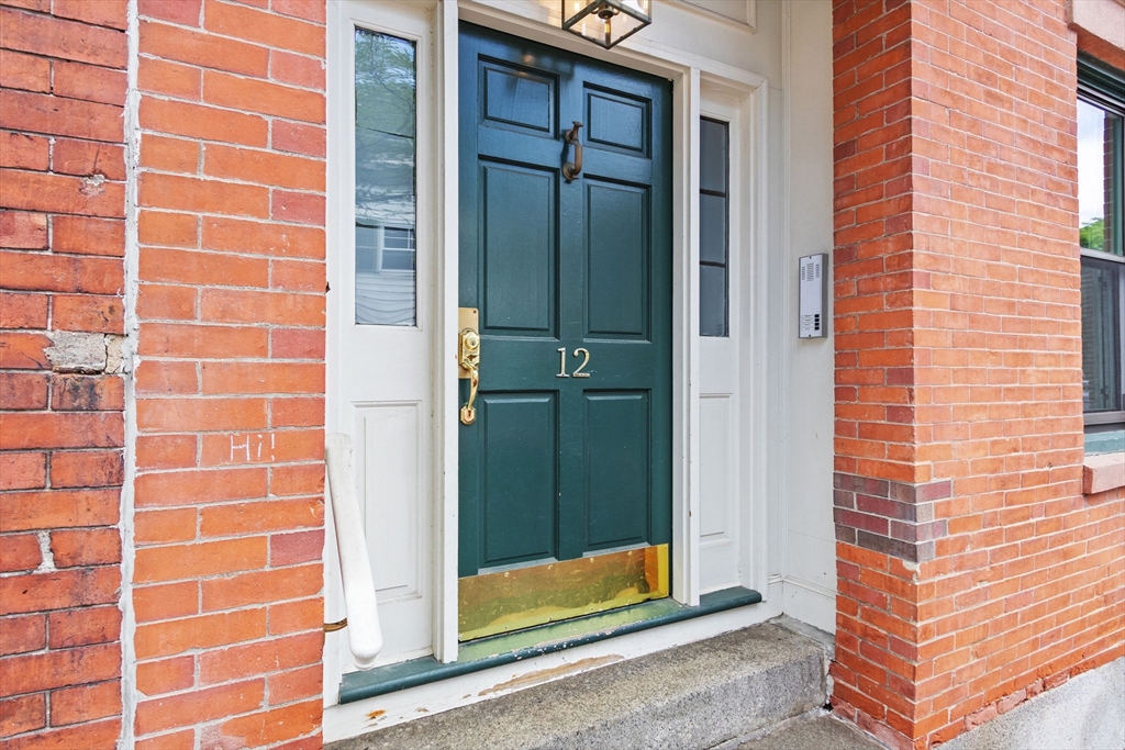12 Washington St # 3 Property Photo 4