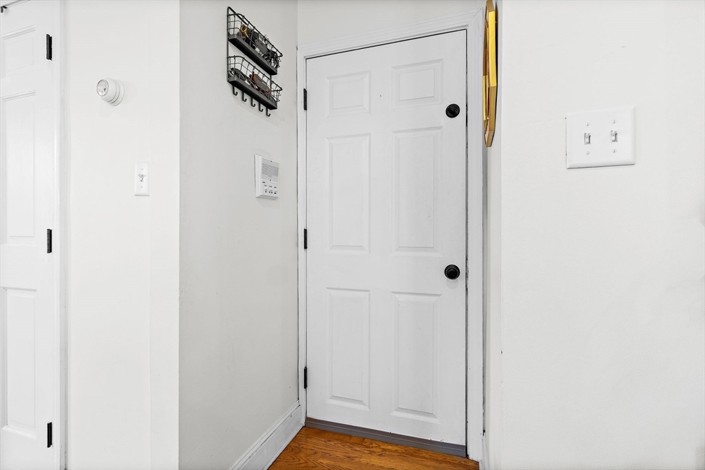 12 Washington St # 3 Property Photo 6