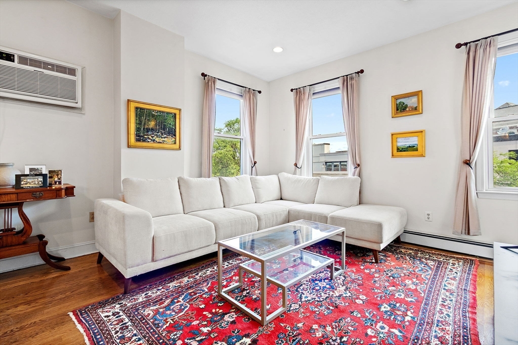 12 Washington St # 3 Property Photo 7