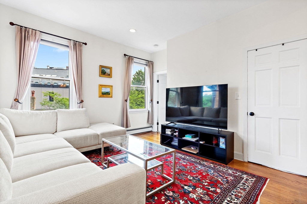 12 Washington St # 3 Property Photo 8
