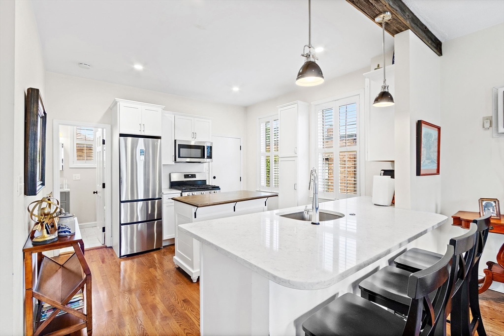 12 Washington St # 3 Property Photo 10