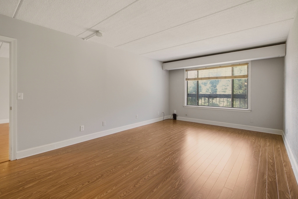 1500 Worcester Rd # 405 Property Photo 13
