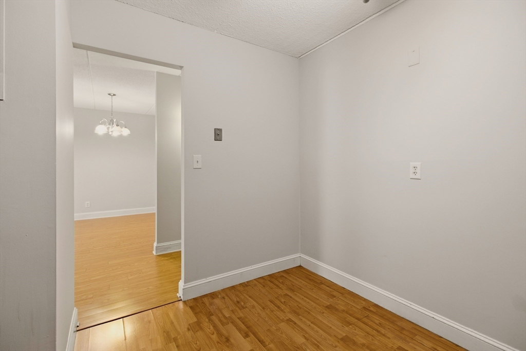 1500 Worcester Rd # 405 Property Photo 20