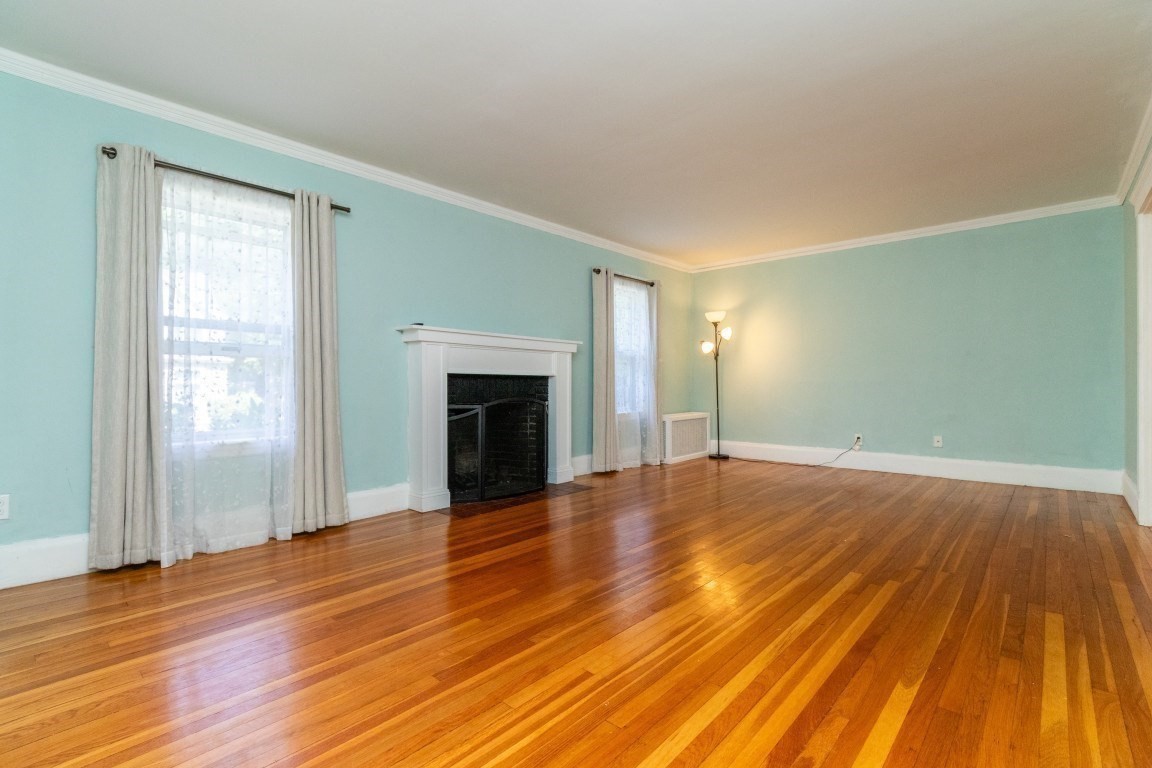 142 Jackson St Property Photo 6