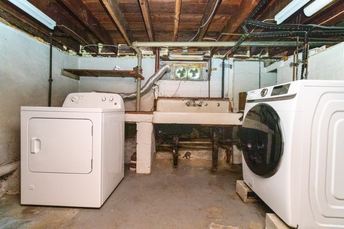 142 Jackson St Property Photo 32