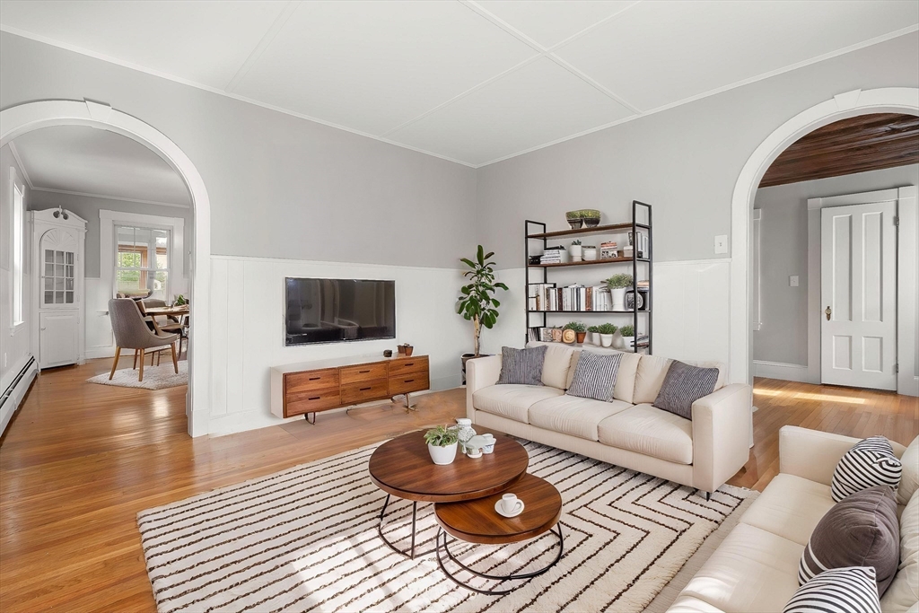 18 Hardy St Property Photo 1
