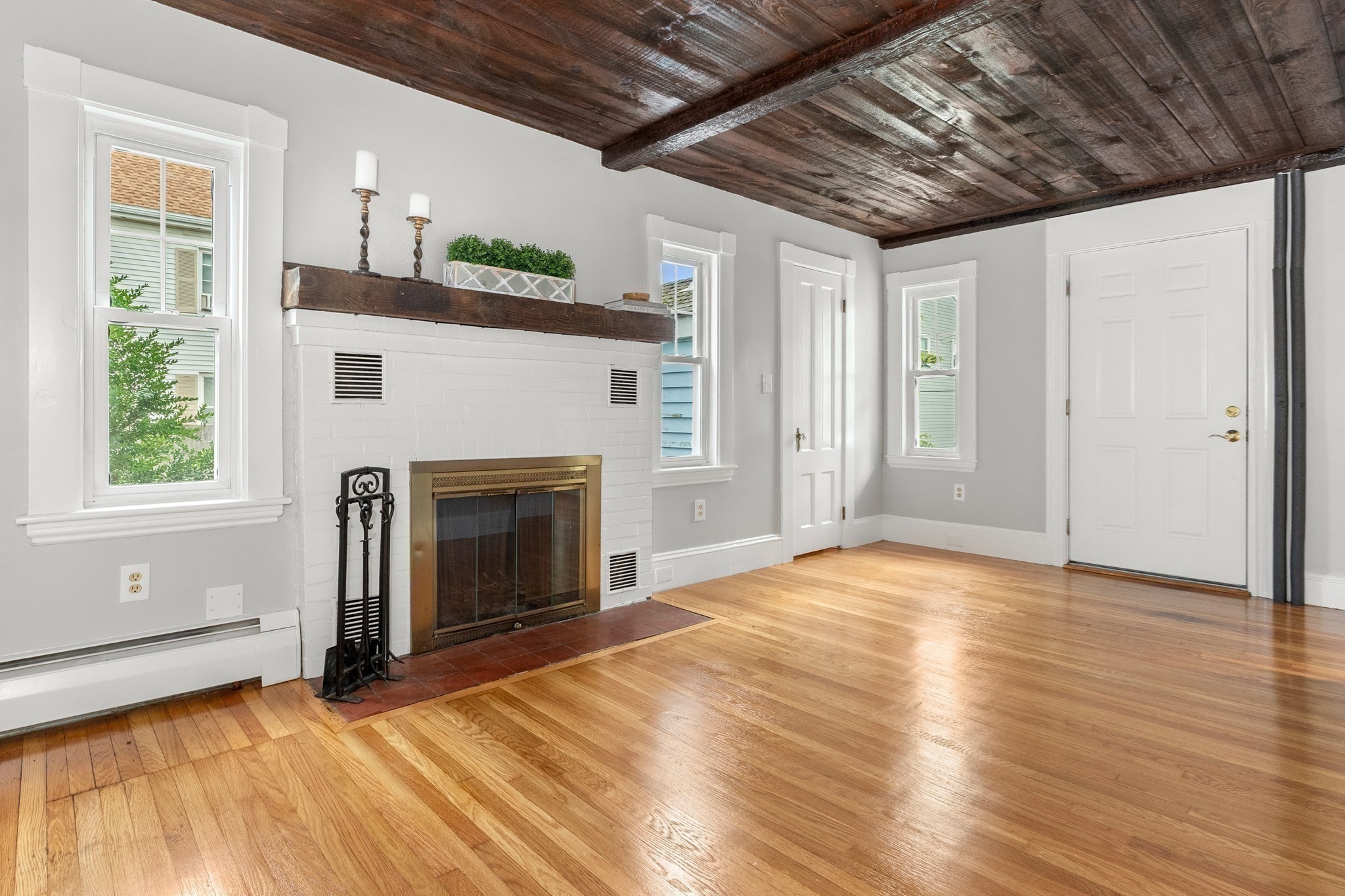 18 Hardy St Property Photo 5