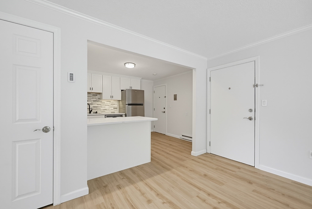 4 Hazelwood Ave # 11 Property Photo 14