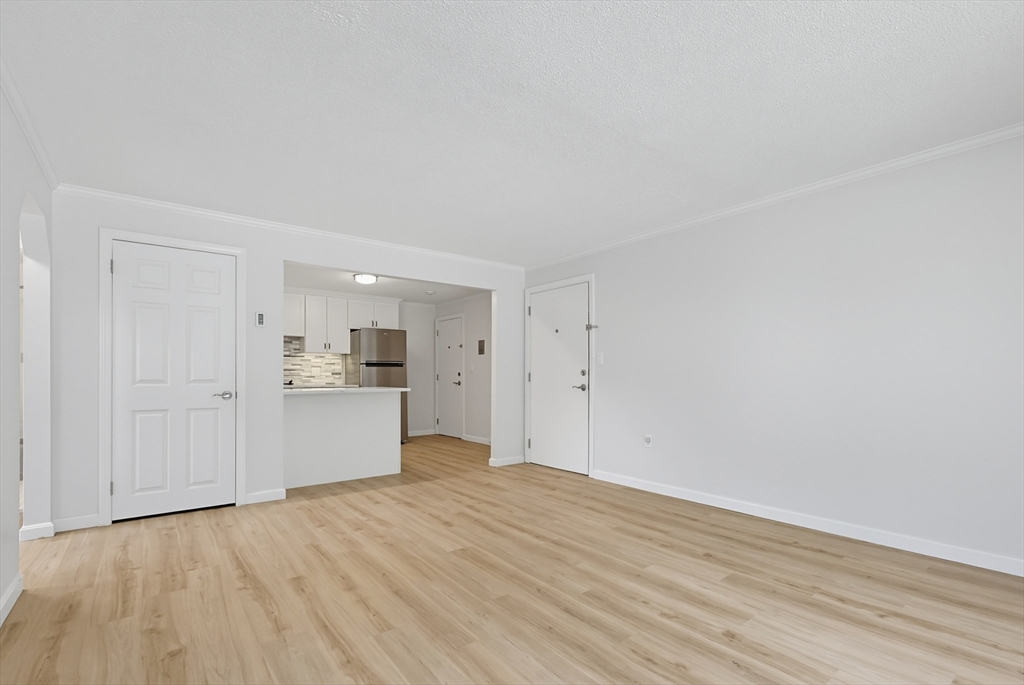 4 Hazelwood Ave # 11 Property Photo 18