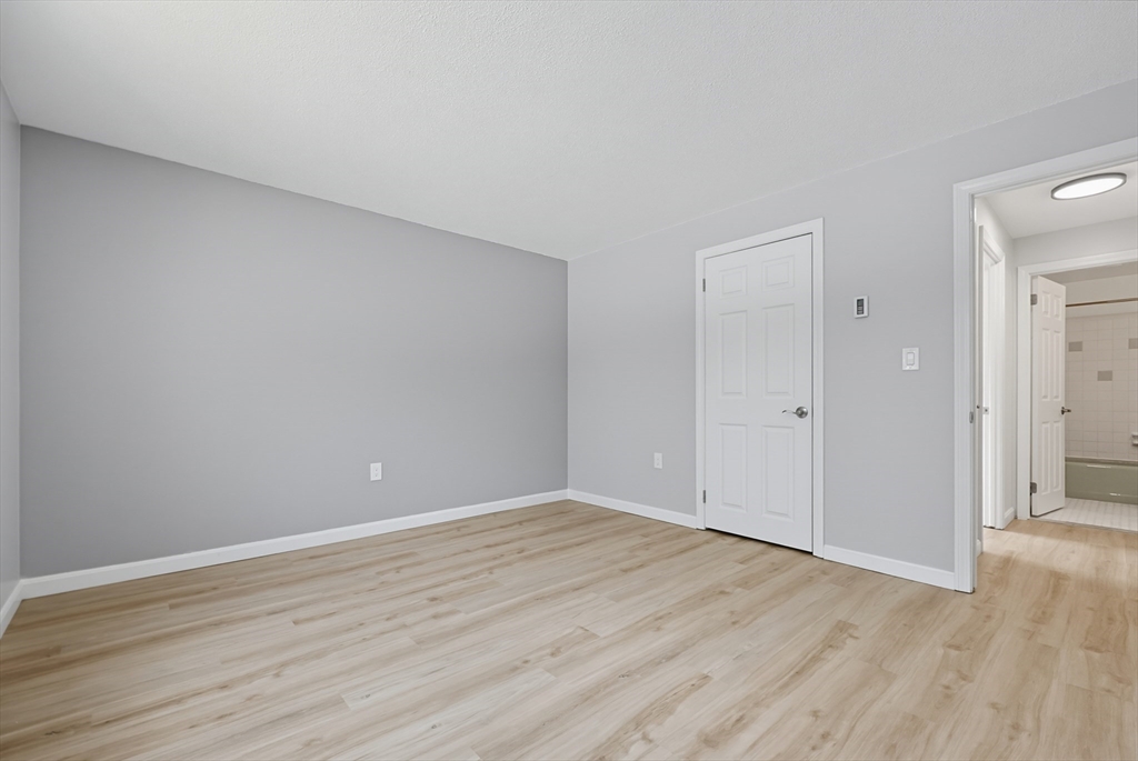 4 Hazelwood Ave # 11 Property Photo 24