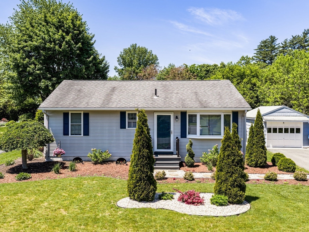 46 Rochford Cir Property Photo 1
