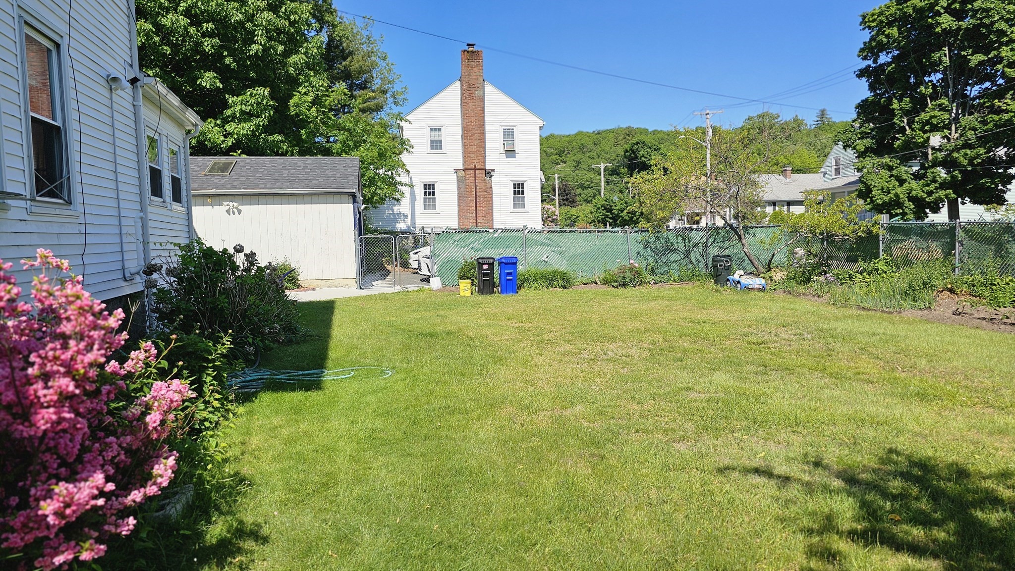 350 Washington St Property Photo 4