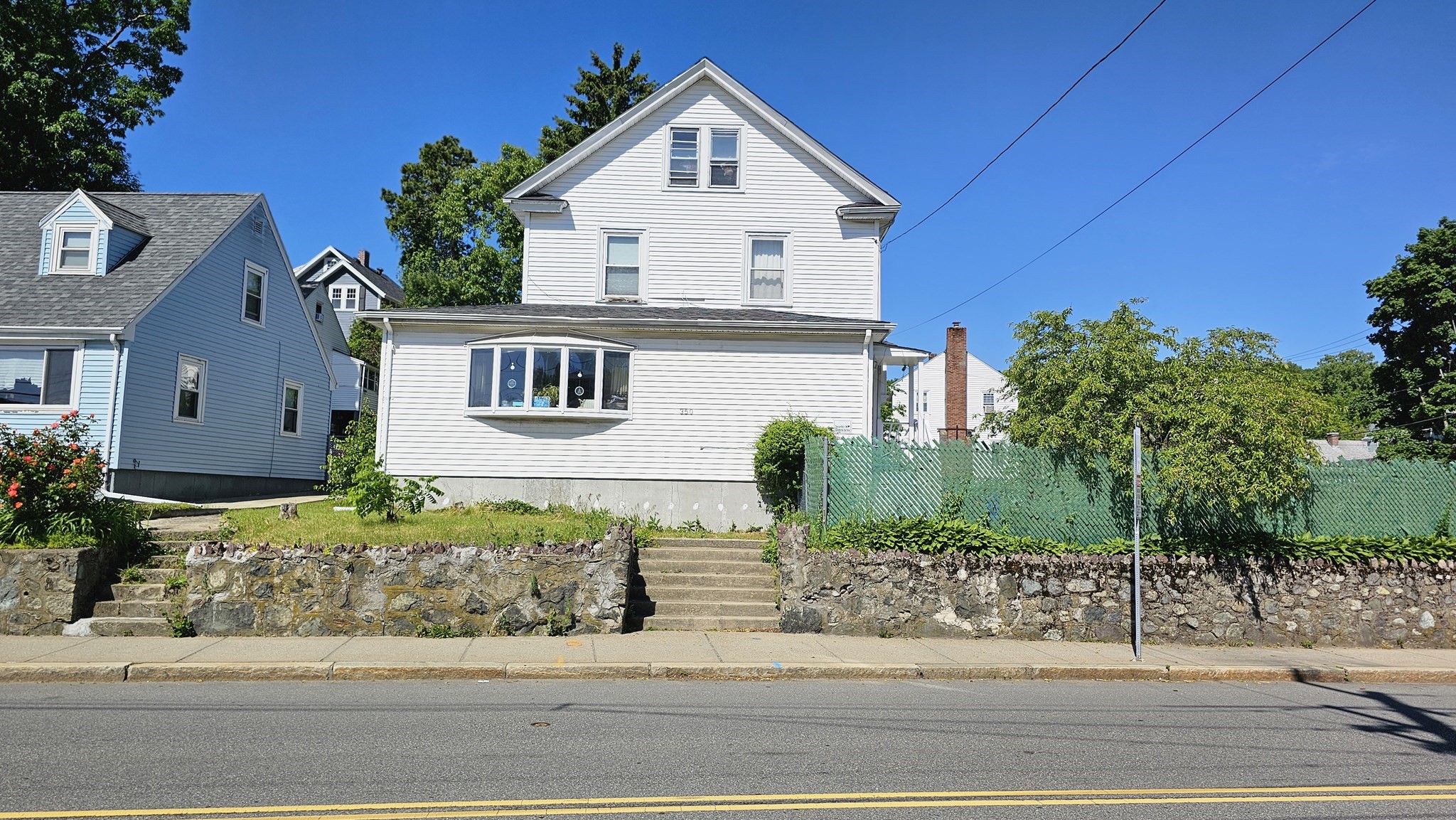 350 Washington St Property Photo 5
