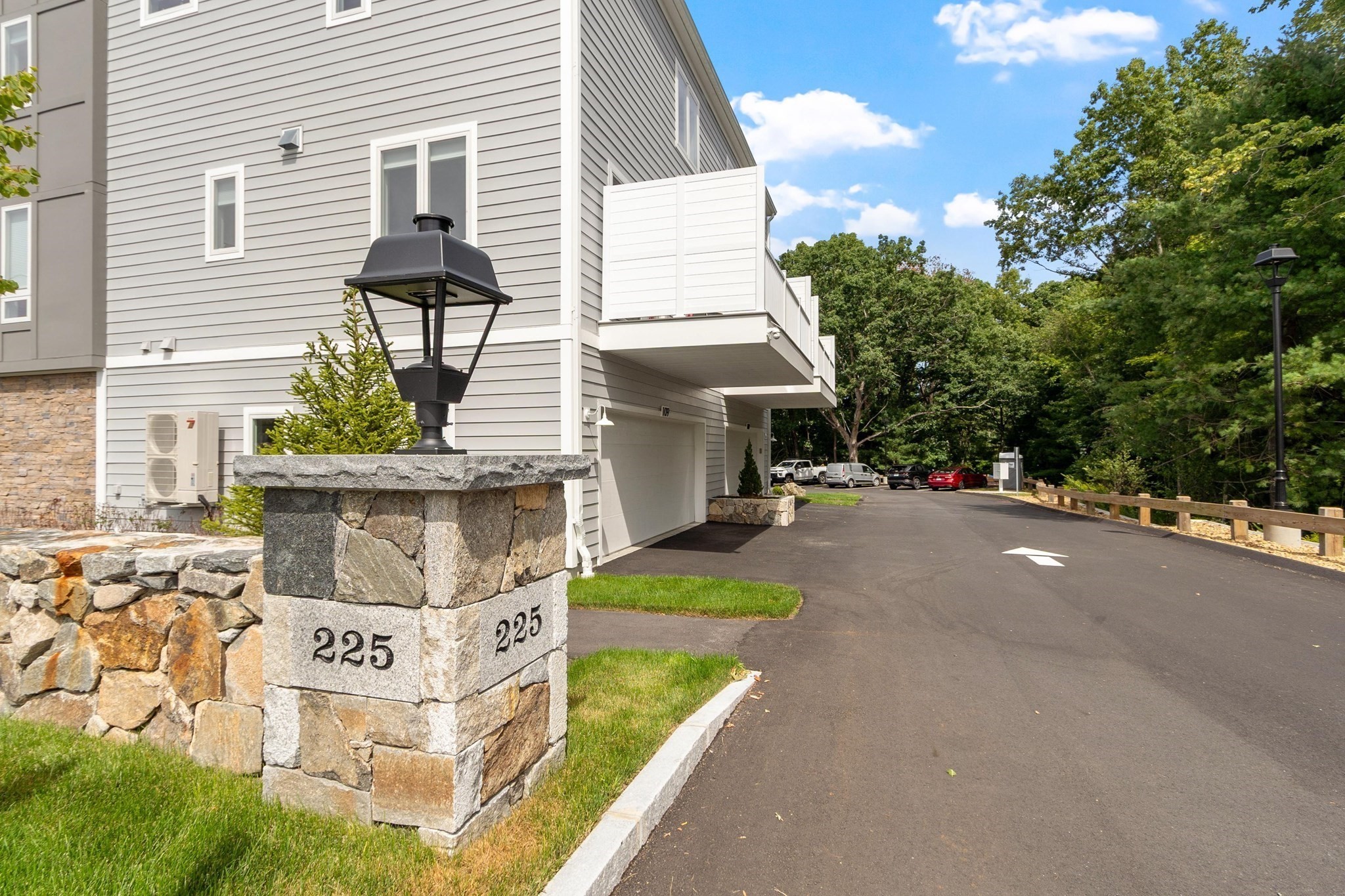 225 Middlesex Turnpike # 107 Property Photo 1