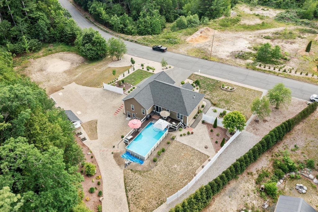 106 Drew Blvd Property Photo 41