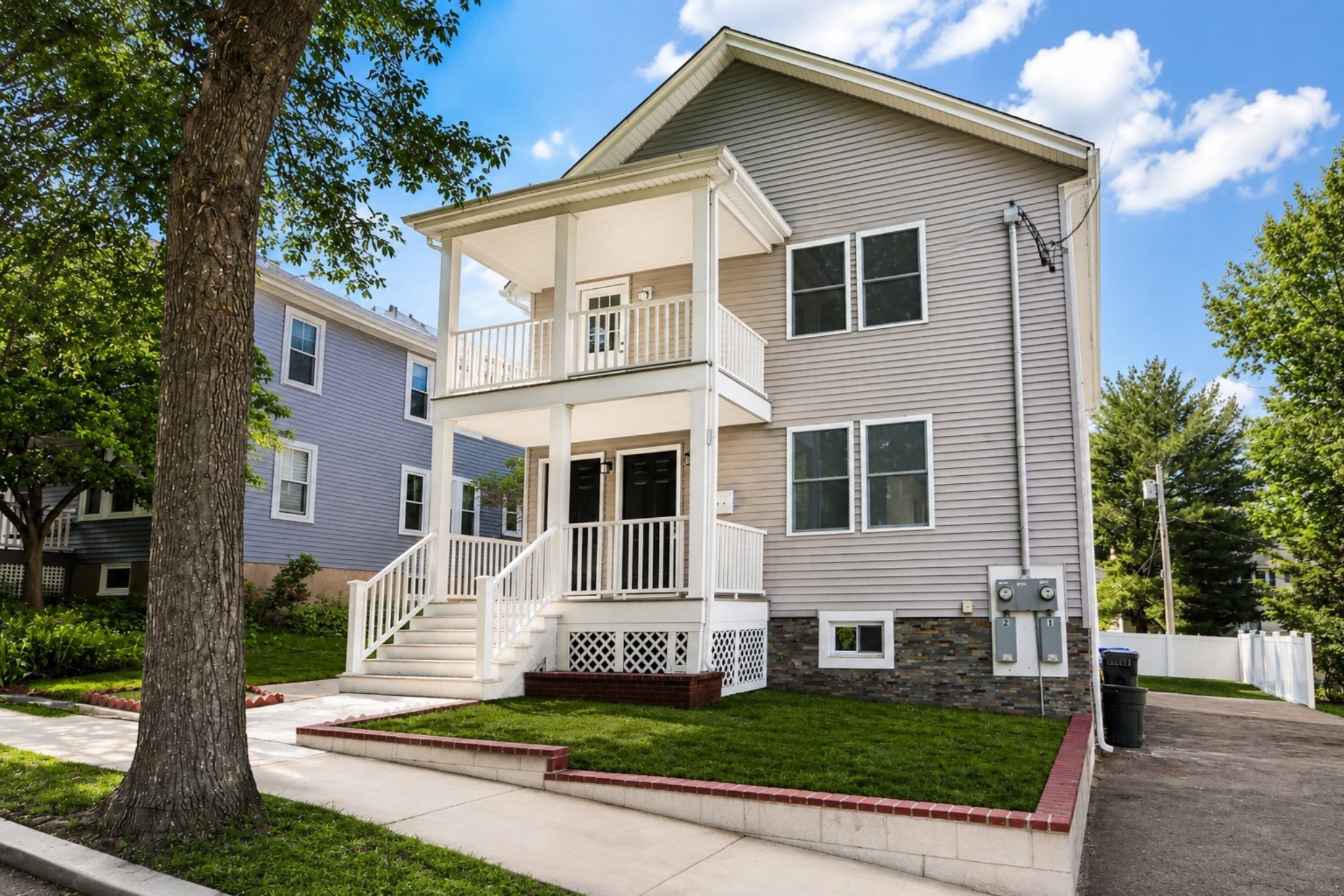 29 Coleman Rd # A Property Photo 3