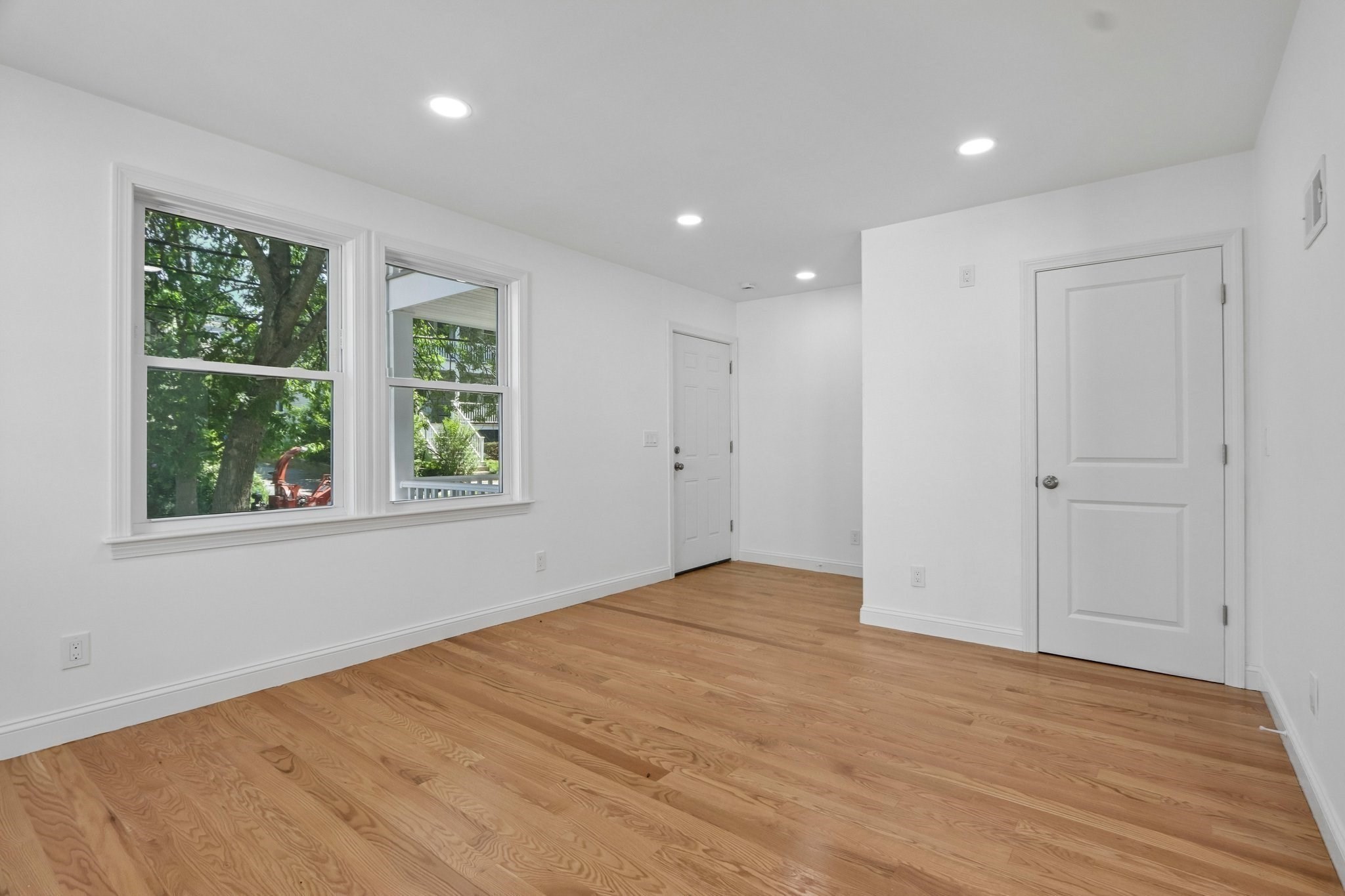 29 Coleman Rd # A Property Photo 5