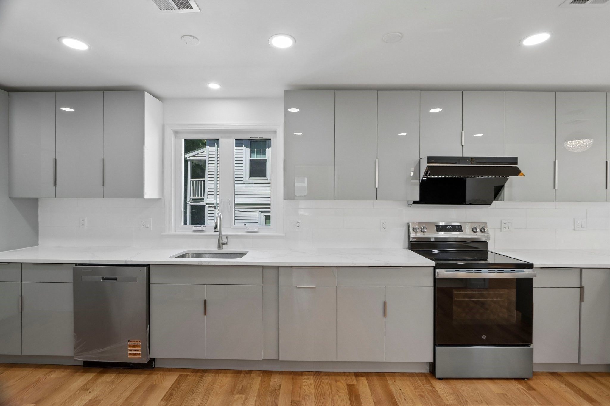 29 Coleman Rd # A Property Photo 9