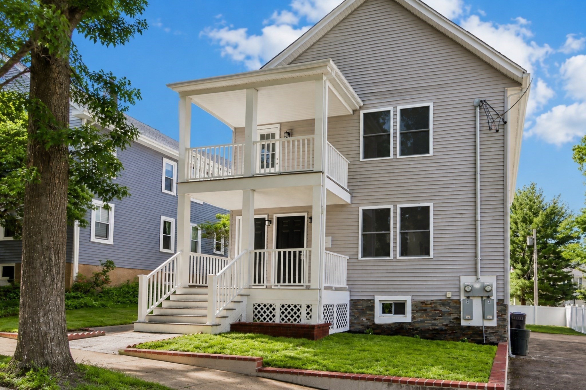 31 Coleman Rd # B Property Photo 2