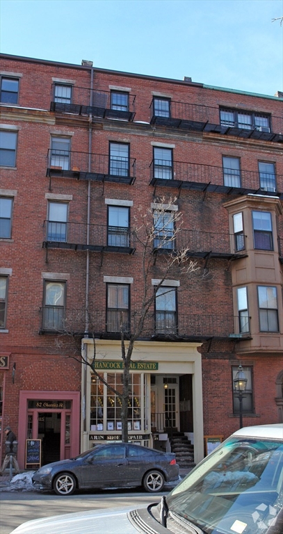 84 Charles # 2 Property Photo 10