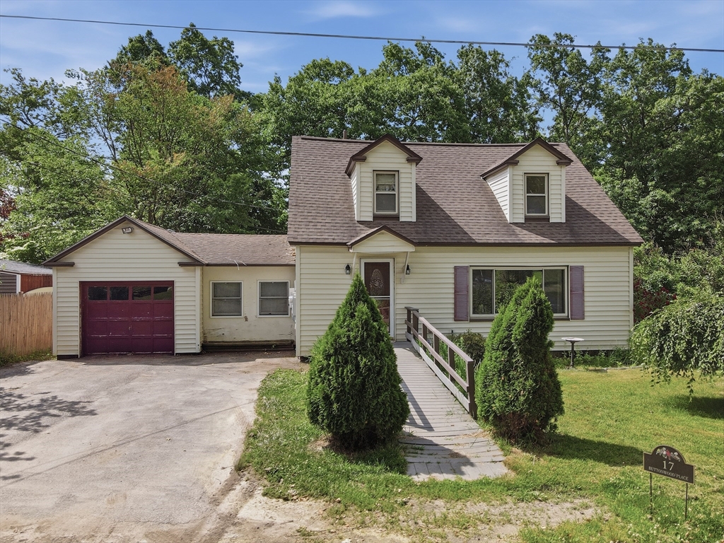 17 Buttonwood Place Property Photo 1