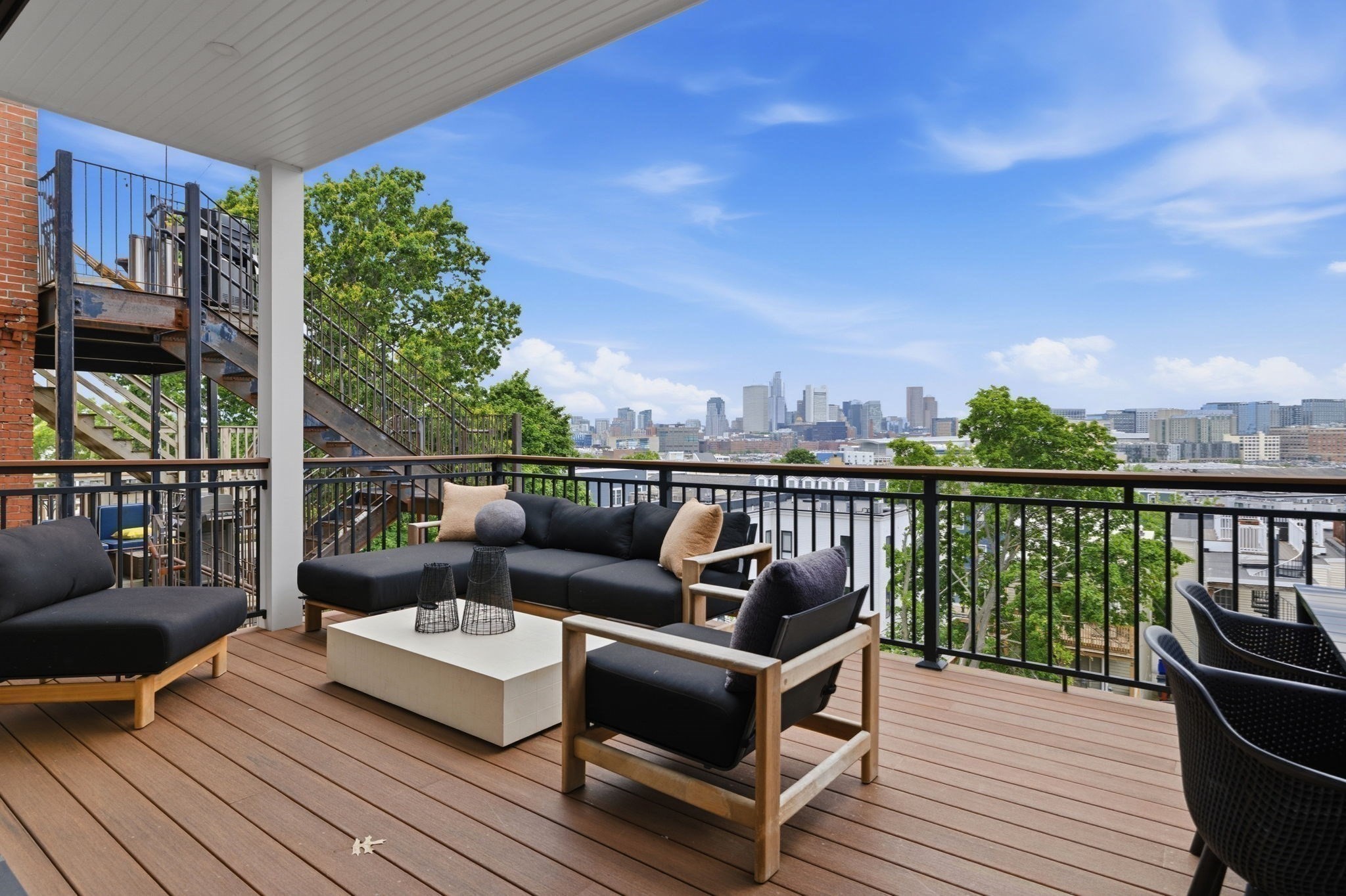 520 East Broadway # 2 Property Photo 9
