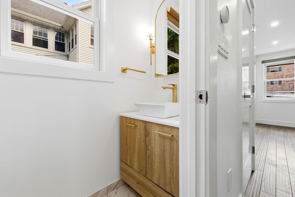 123 Nottinghill Rd Property Photo 6
