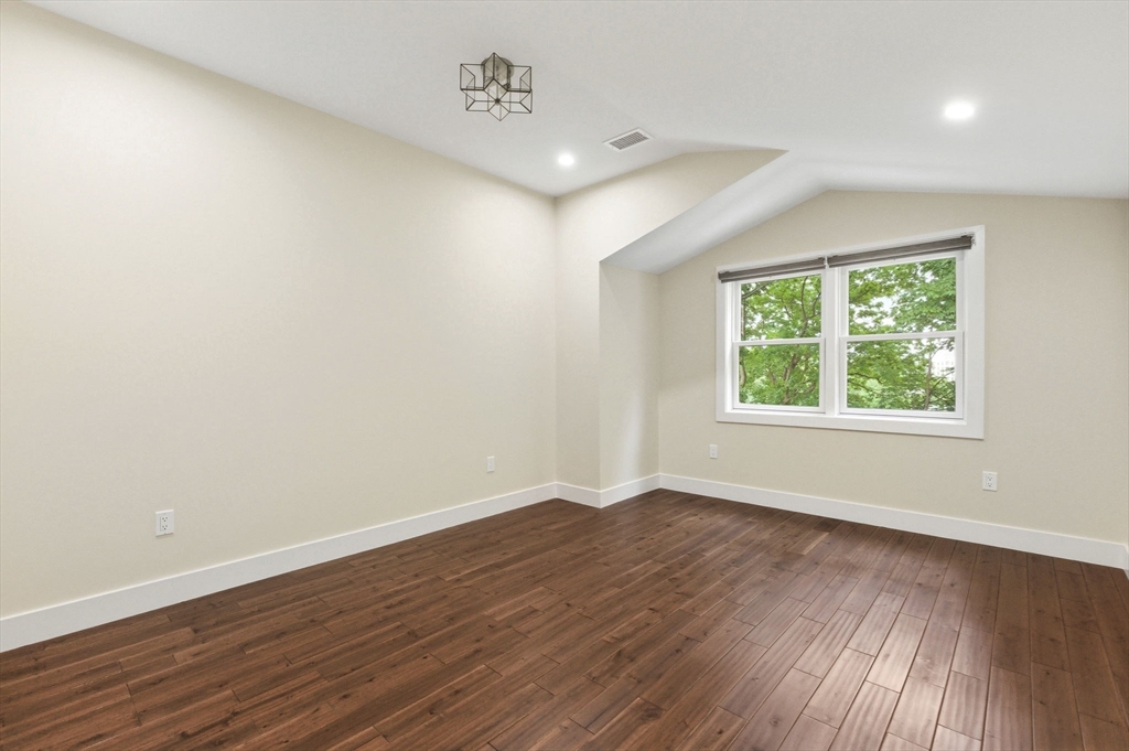 123 Nottinghill Rd Property Photo 21