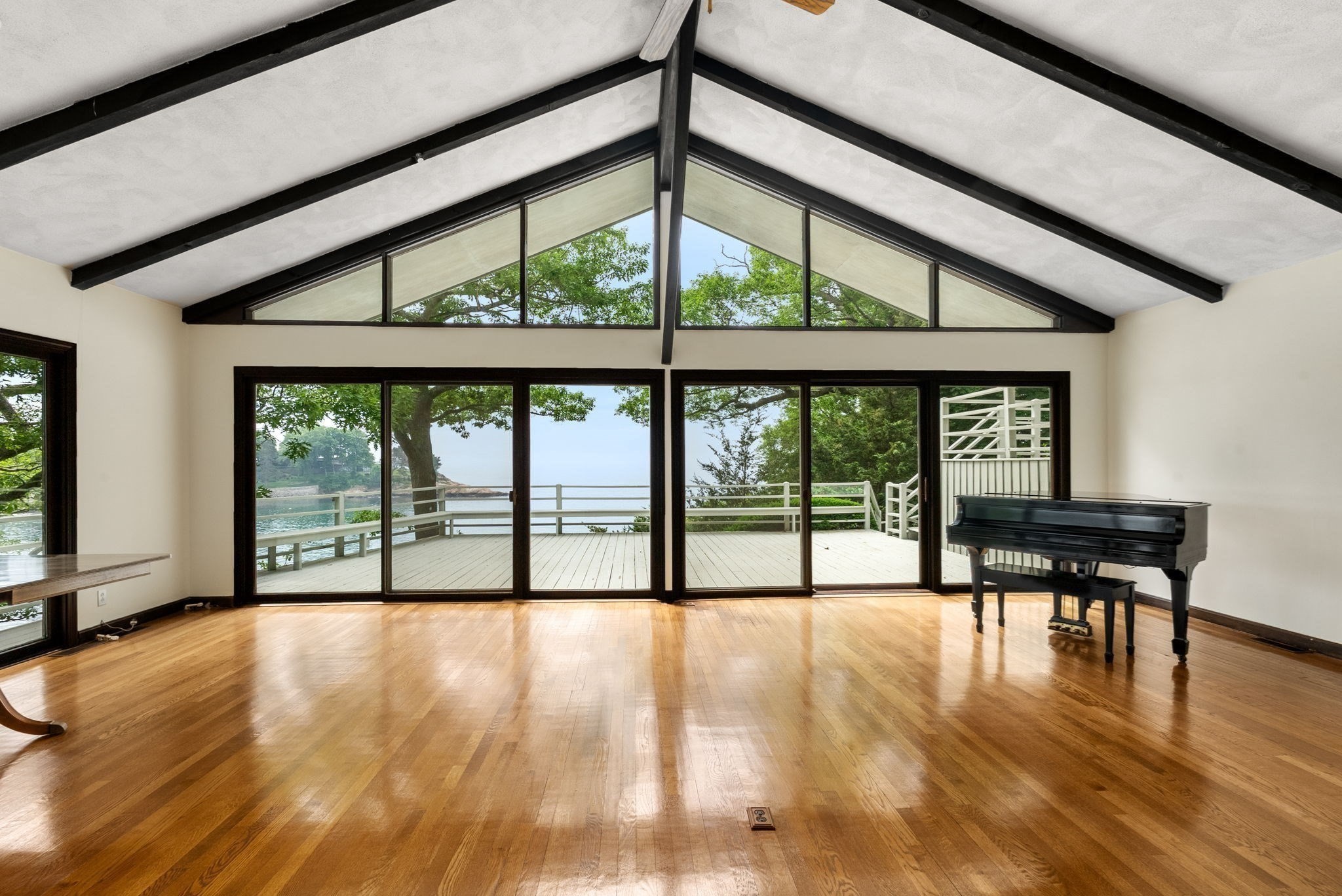 23 Ocean Street Property Photo 11