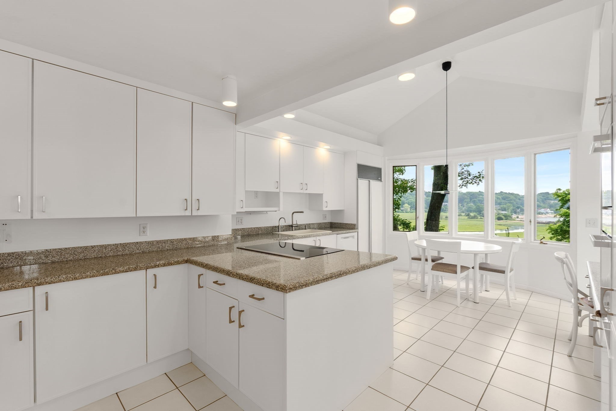 23 Ocean Street Property Photo 14
