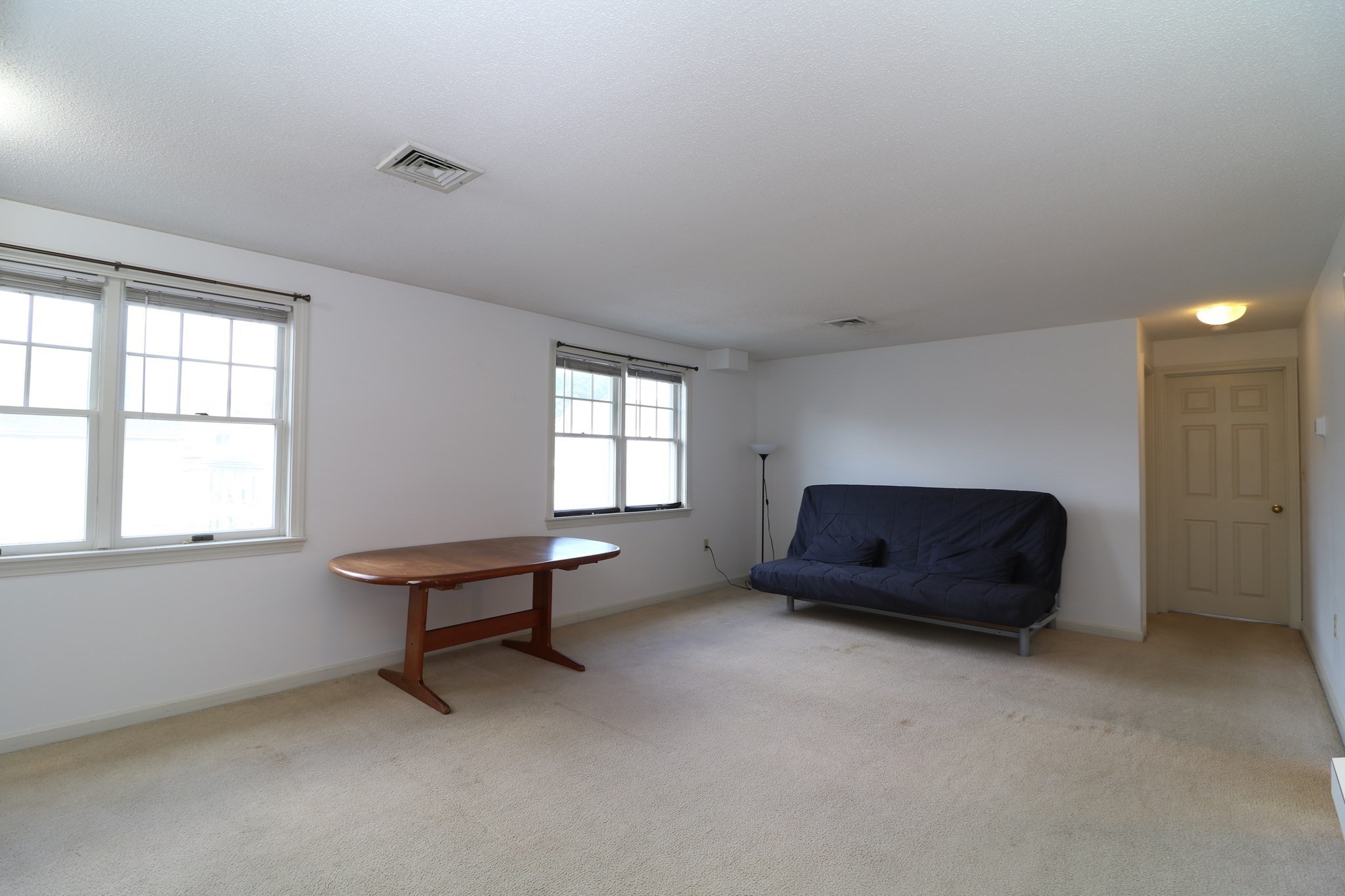 26 Webb Pl # 2c Property Photo 2