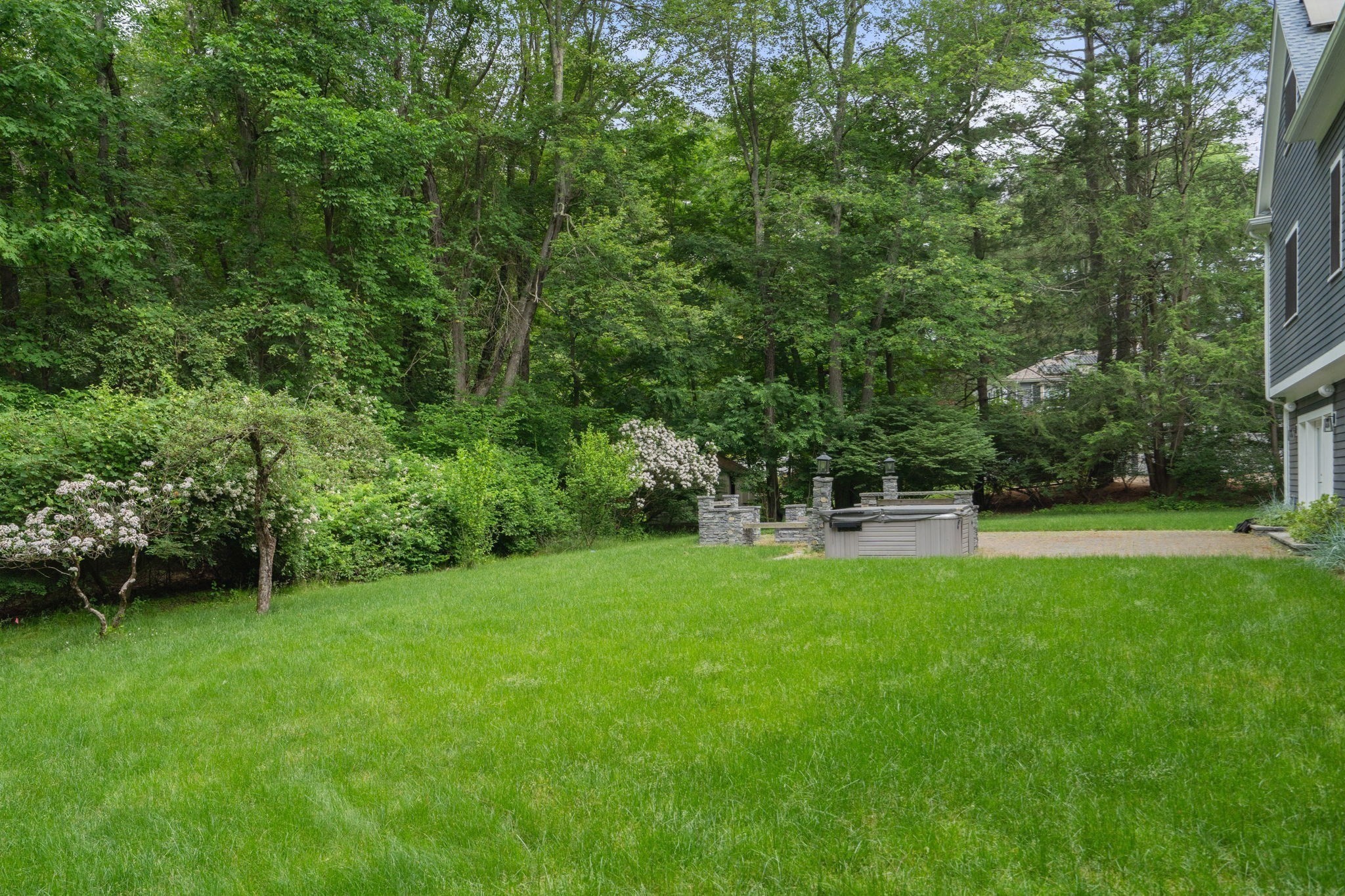 80 Locust Ln Property Photo 32
