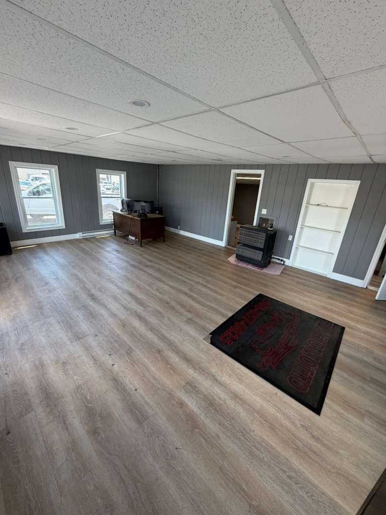 1637 Main St Property Photo 22
