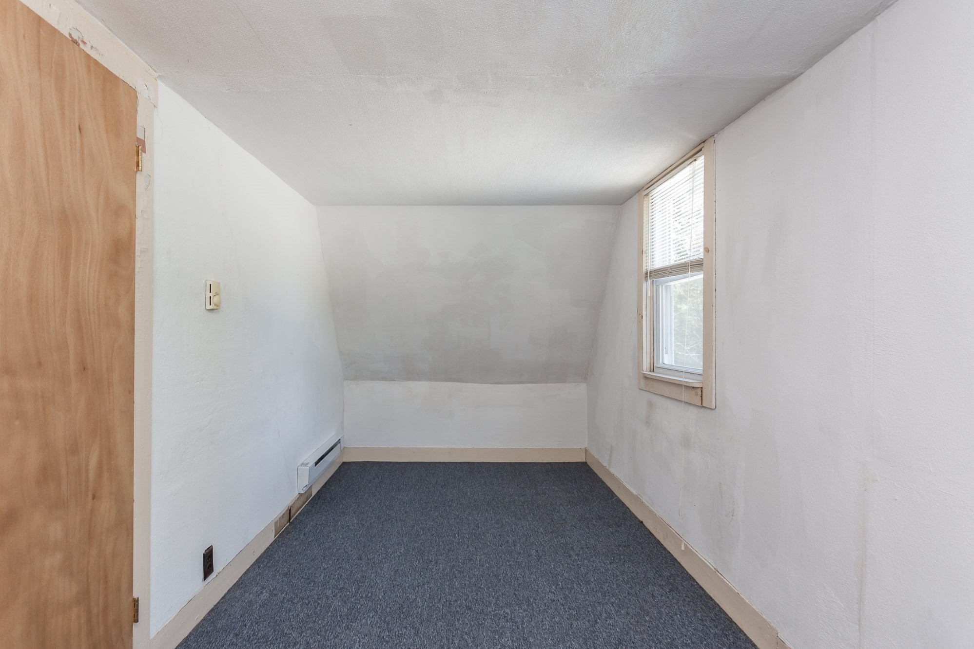 260 King Philip St Property Photo 20