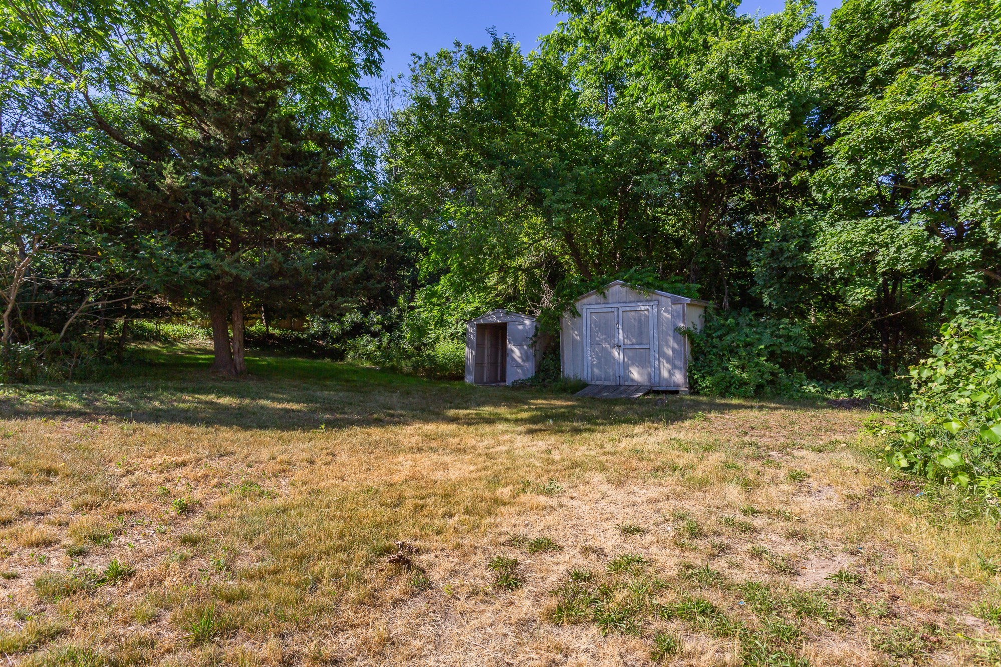 260 King Philip St Property Photo 26
