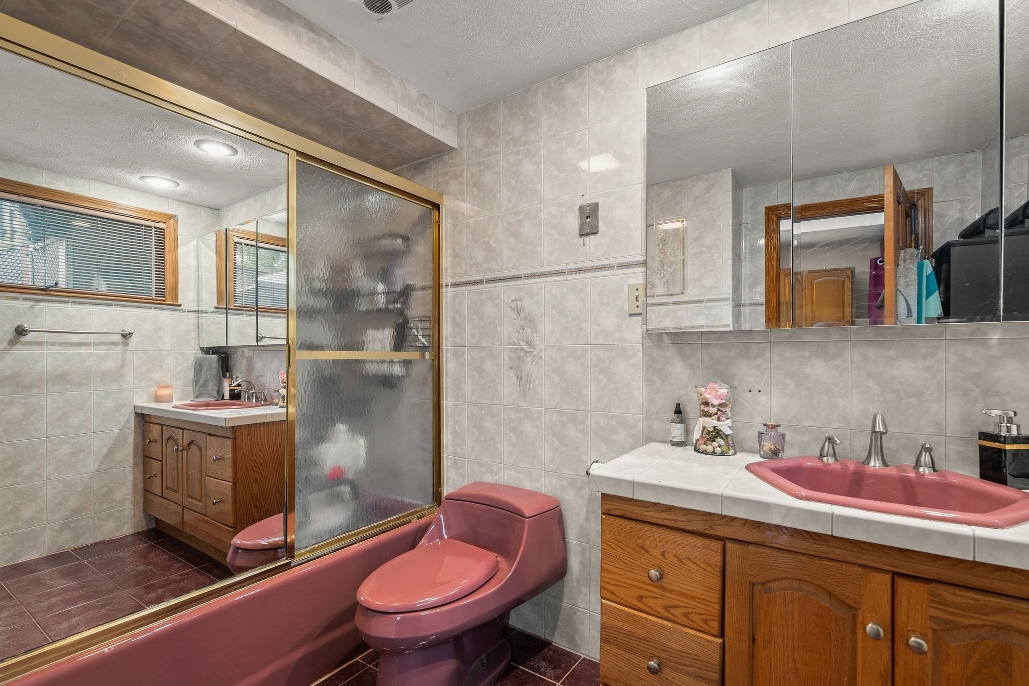 21 Fells Ave Property Photo 14