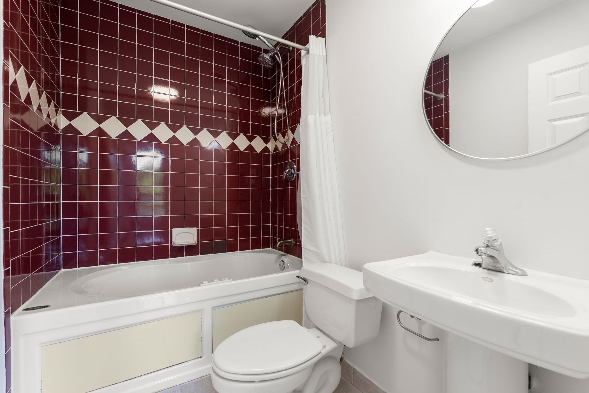 33 Pond Ave # 523 Property Photo 16