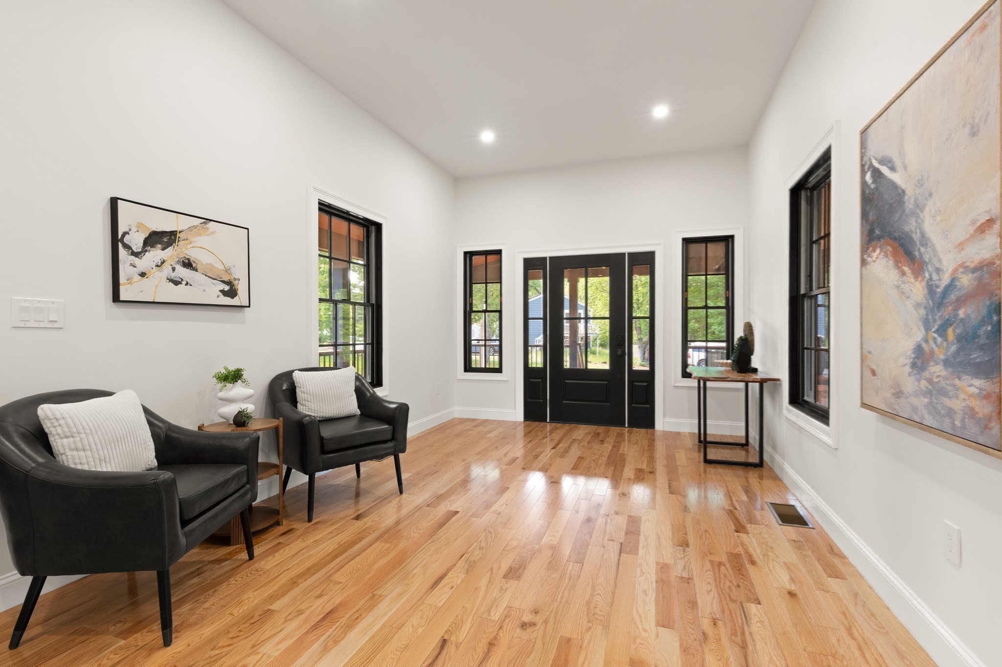 127r Beach Street Property Photo 5