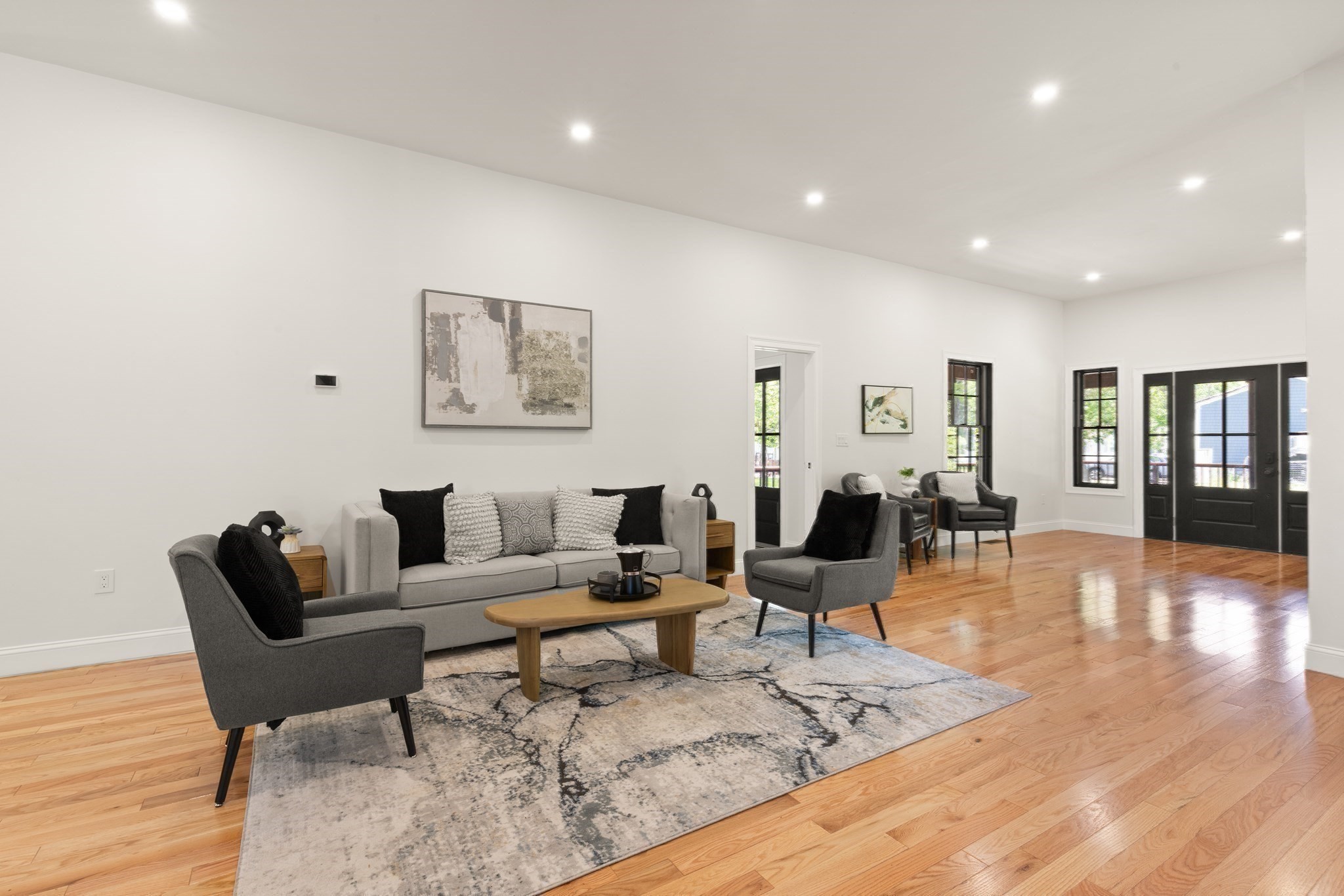 127r Beach Street Property Photo 6