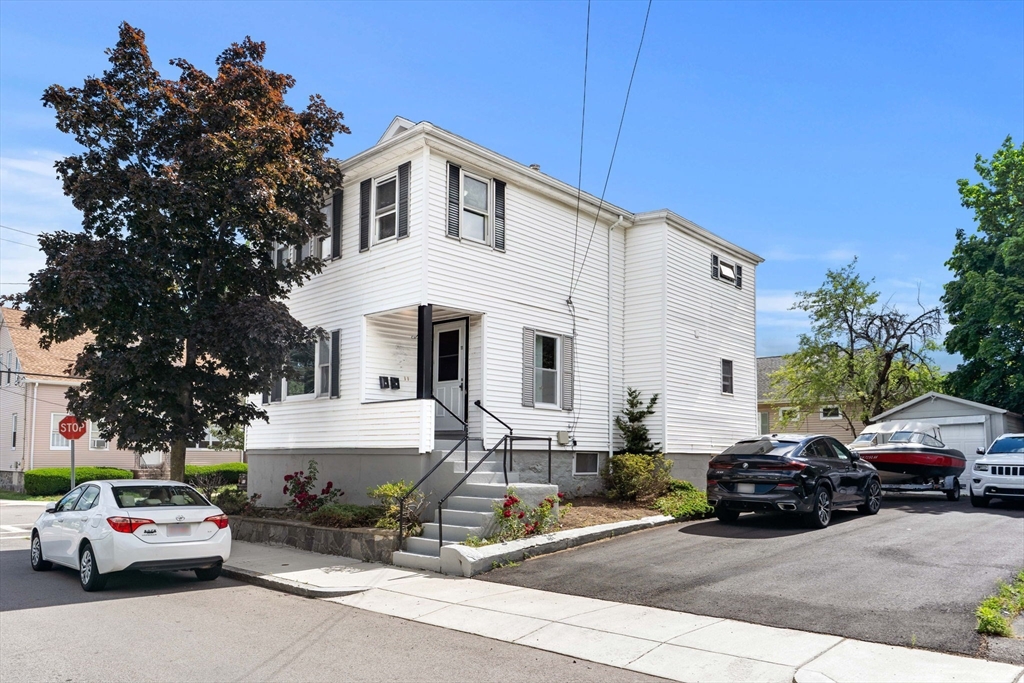 11 Pinkert St Property Photo 1