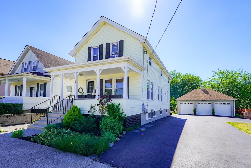 31 Fenmoor St Property Photo 2