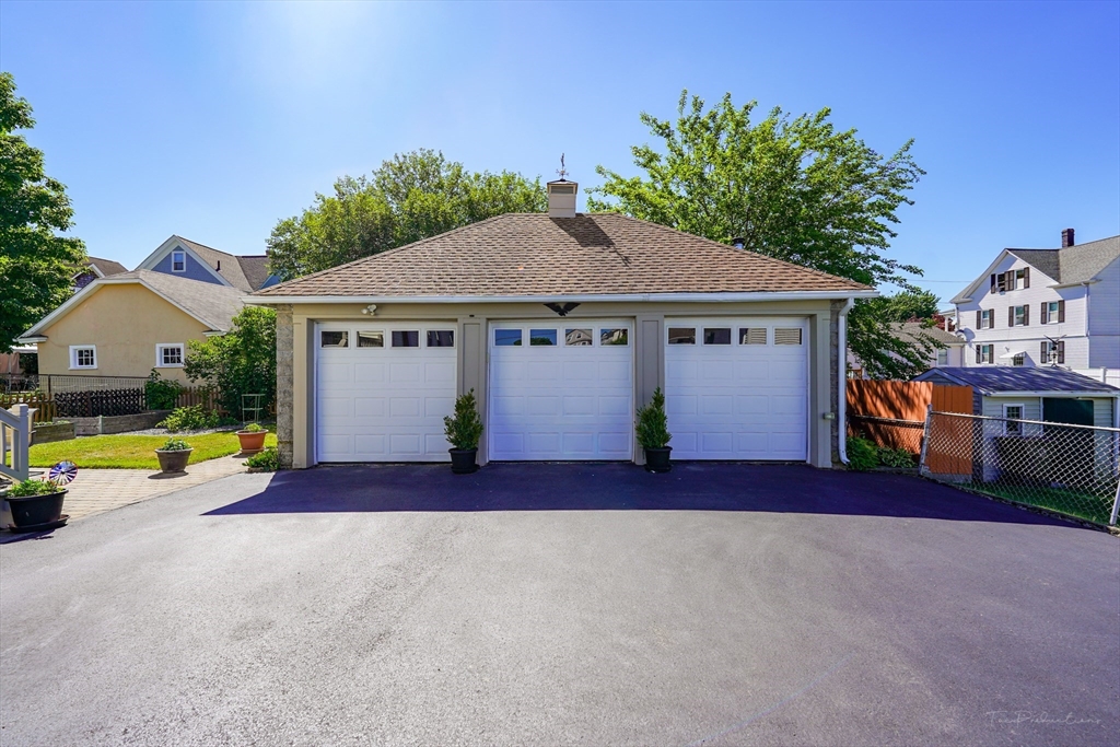 31 Fenmoor St Property Photo 4