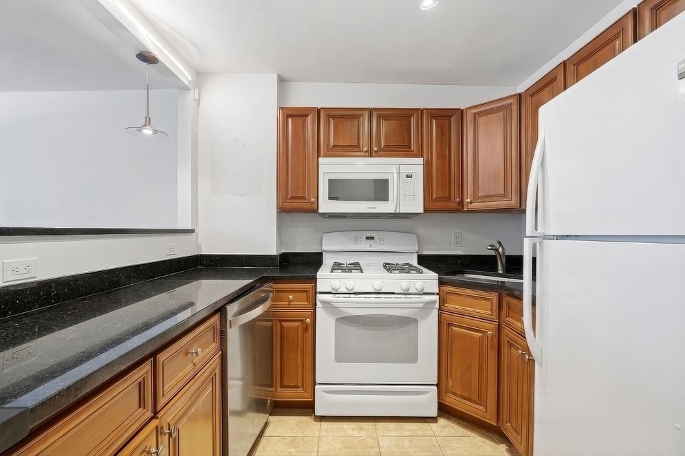 151 Tremont Street # 21a Property Photo 3