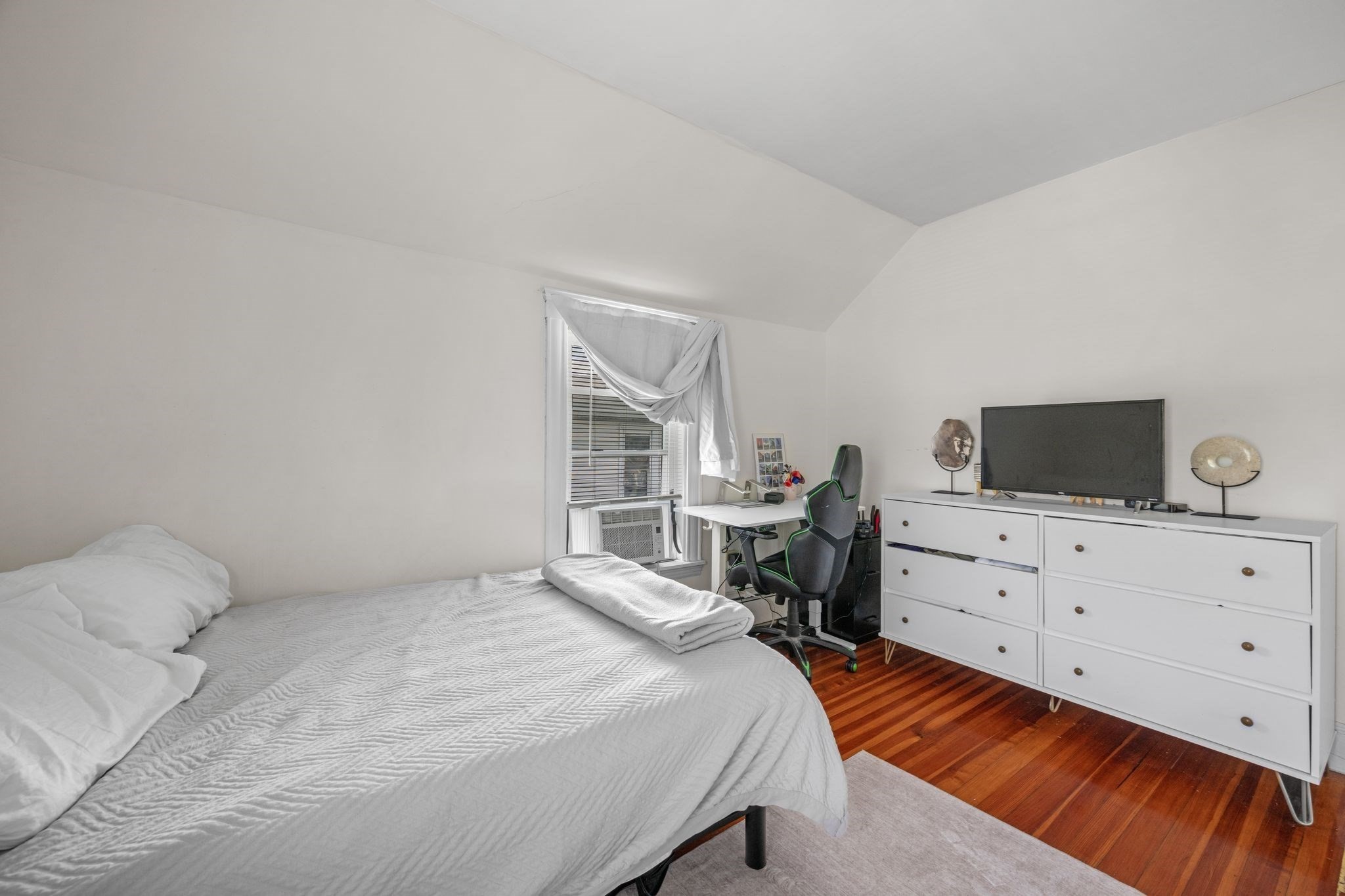 5-a Lorenzo St Property Photo 17