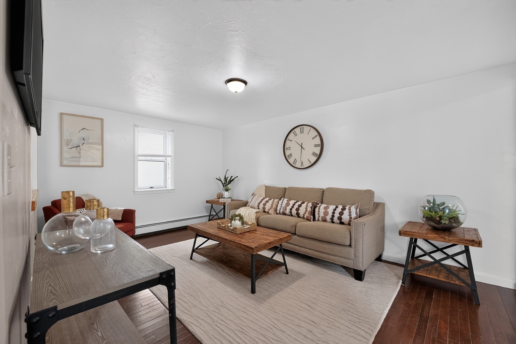 12 Linden St Property Photo 9