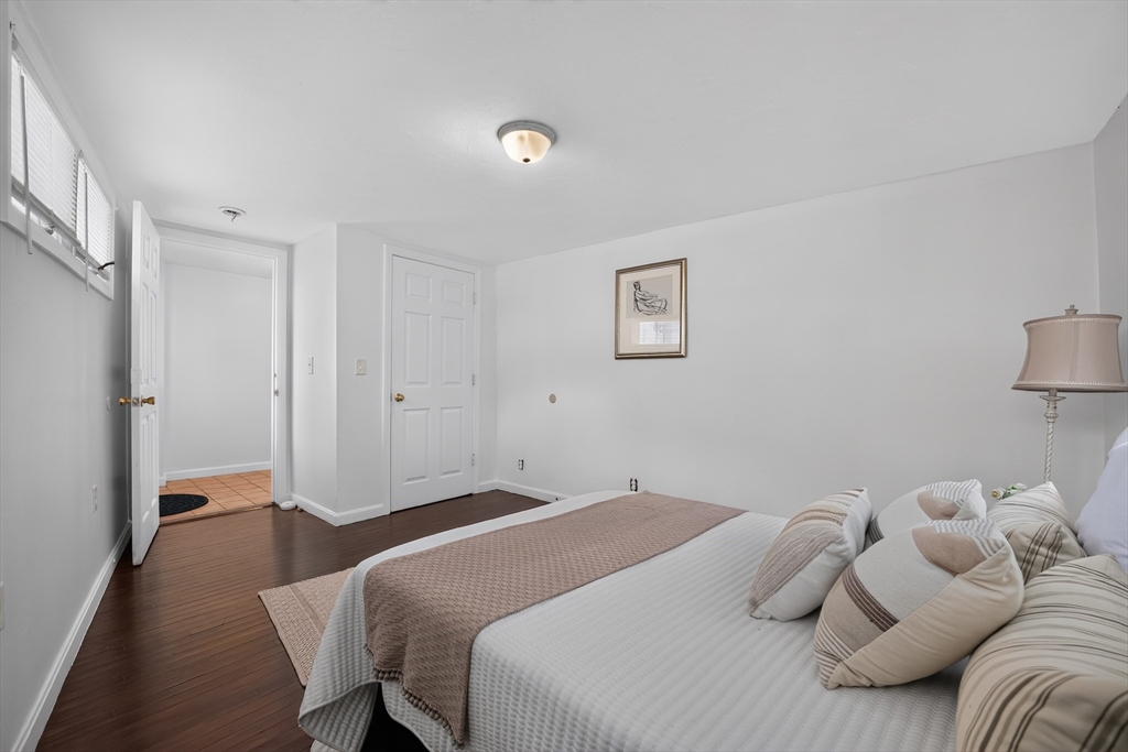 12 Linden St Property Photo 14