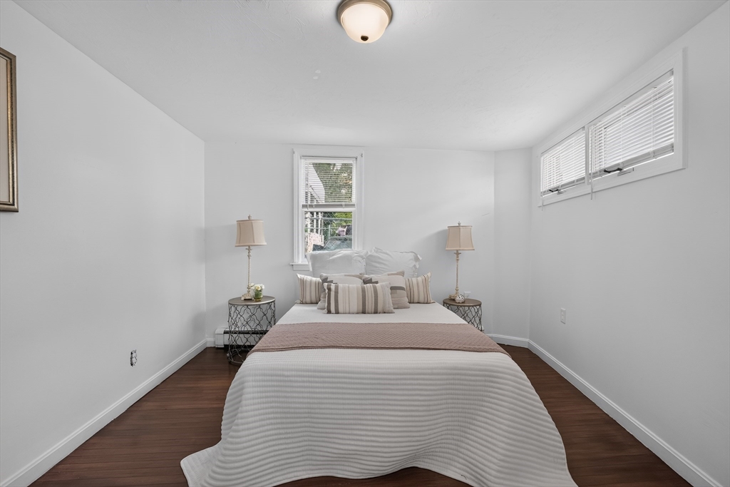 12 Linden St Property Photo 15
