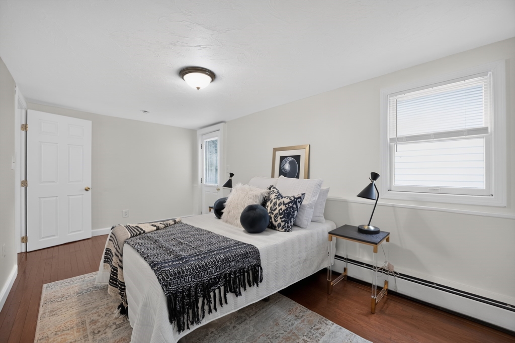 12 Linden St Property Photo 17